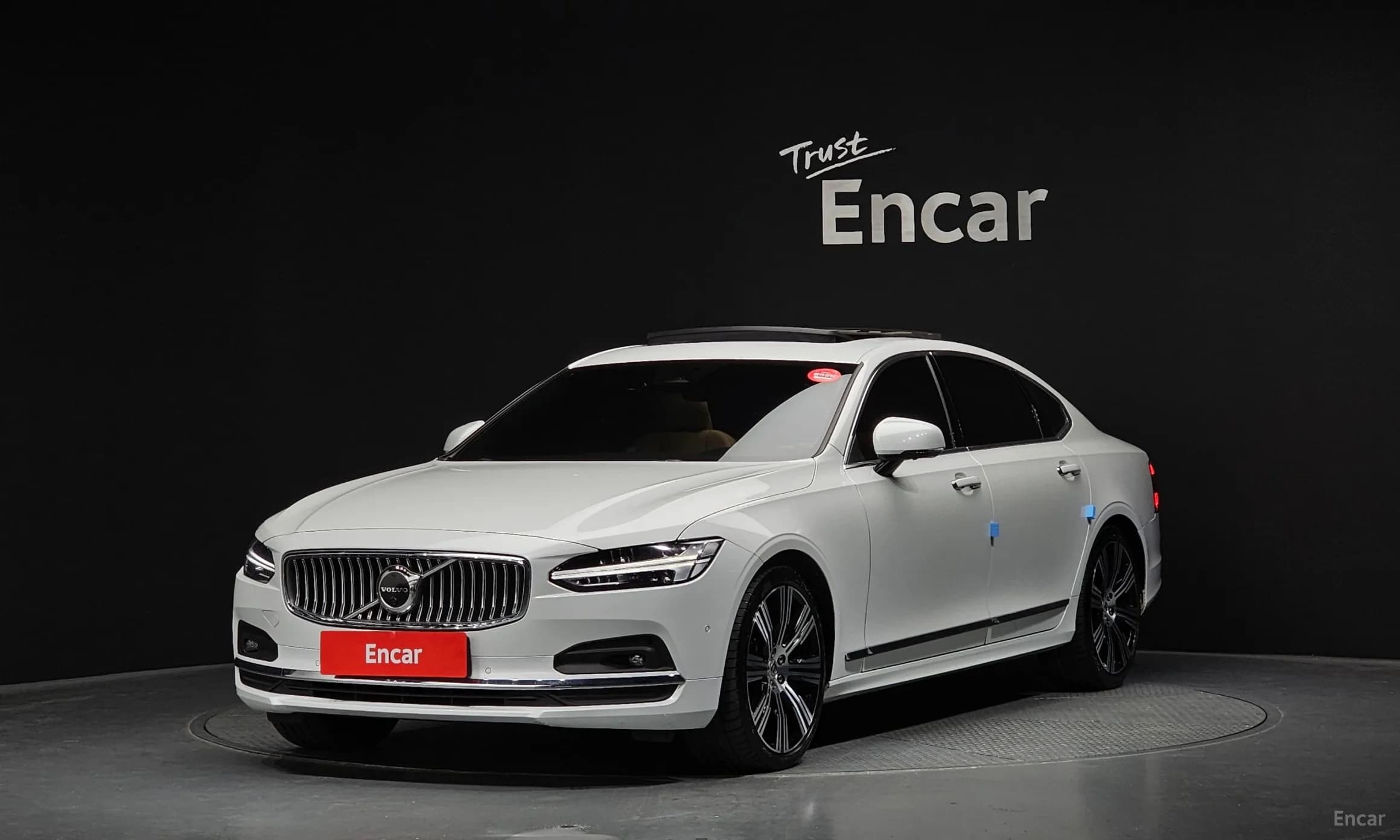 S90