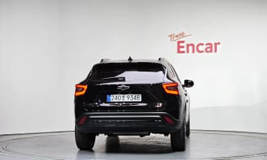 Trax Crossover