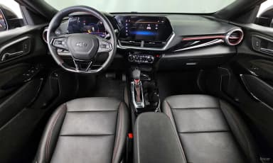 Trax Crossover