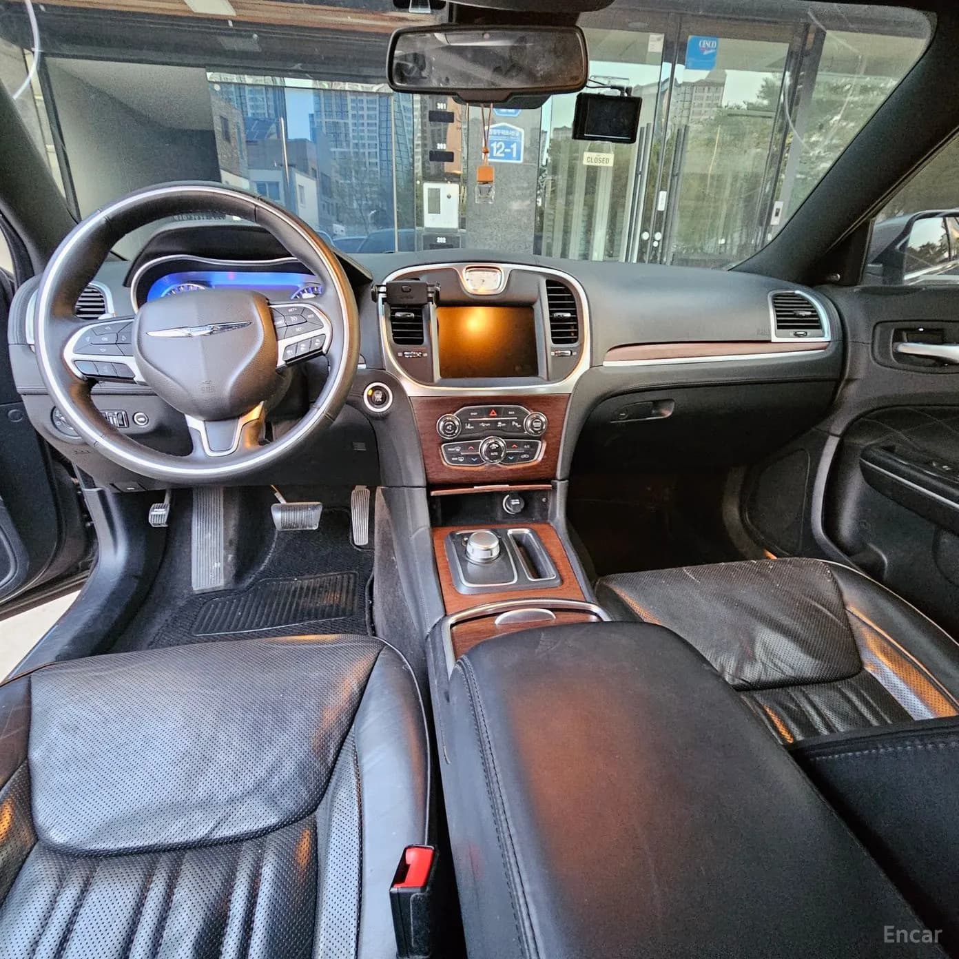 The New 300C
