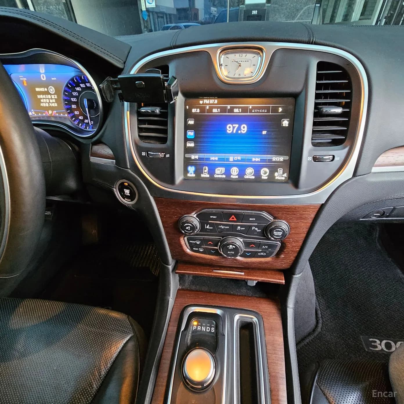 The New 300C