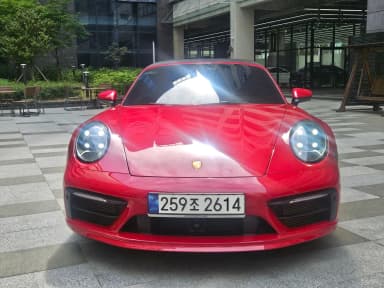 911 (992)
