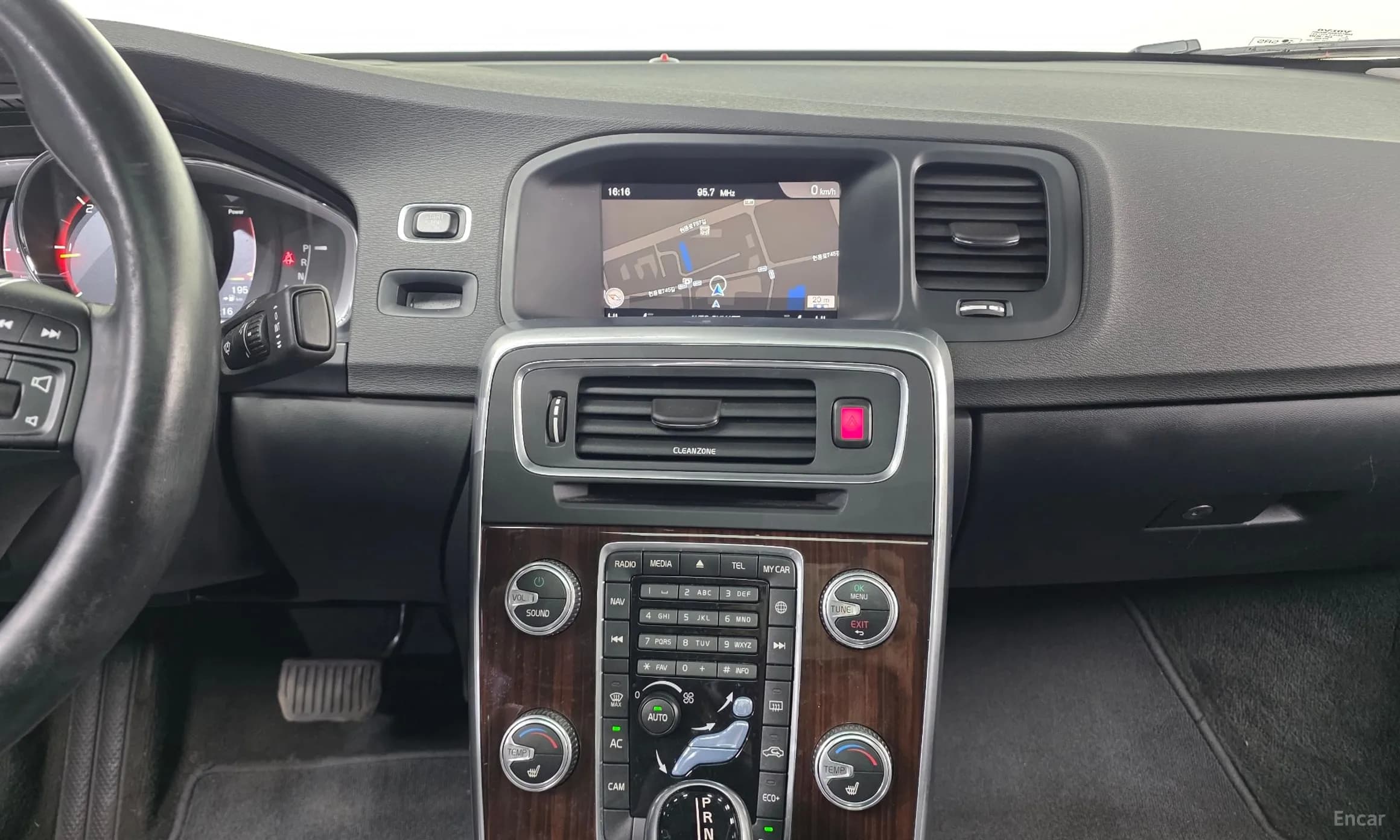 S60