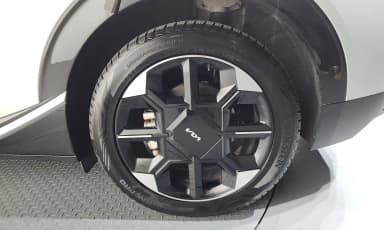 EV6