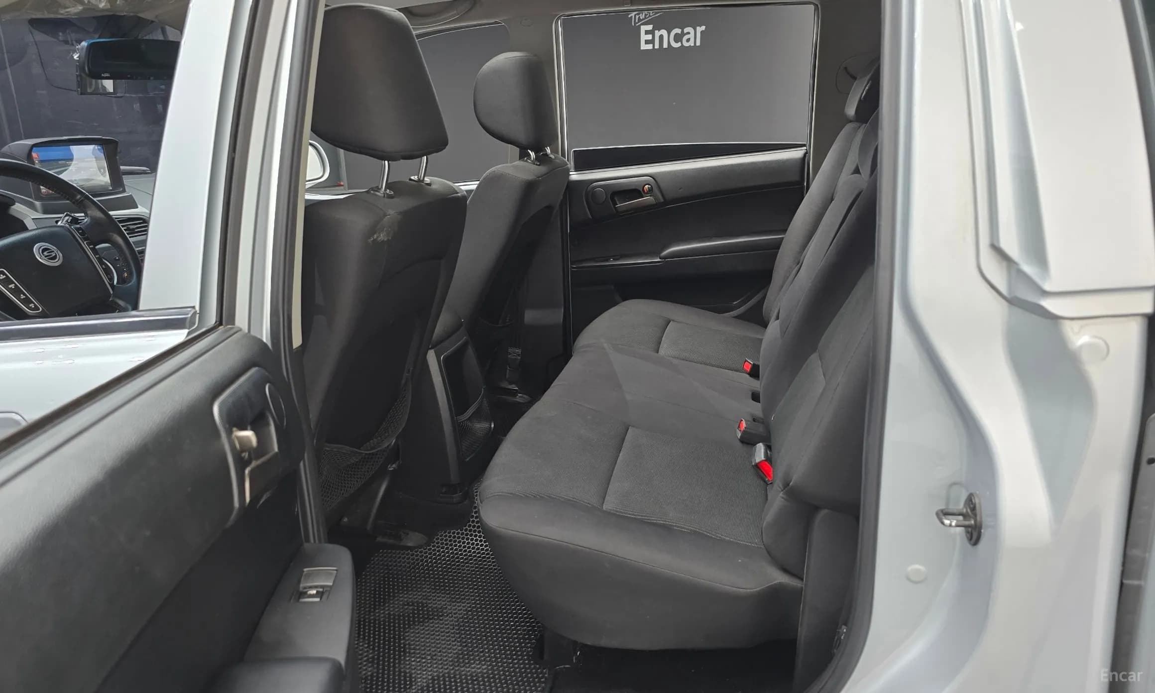 Korando Sports