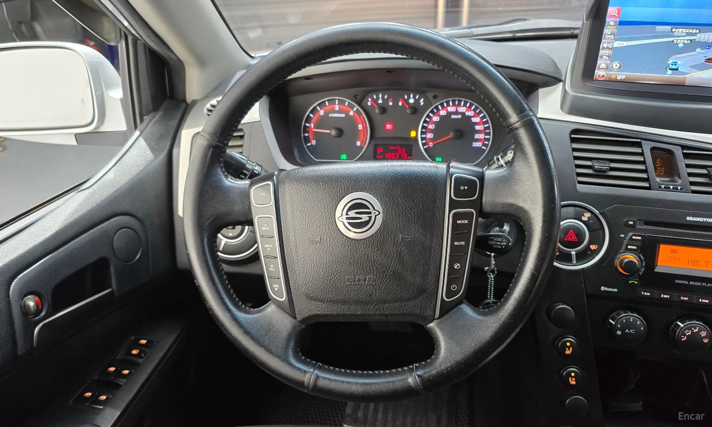 Korando Sports