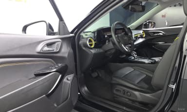 Trax Crossover