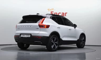 XC40