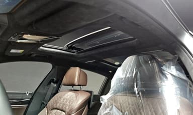 7 Series (G11)