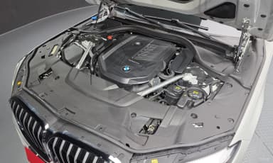 7 Series (G11)