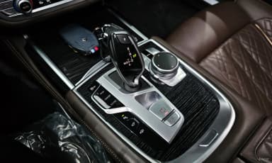 7 Series (G11)