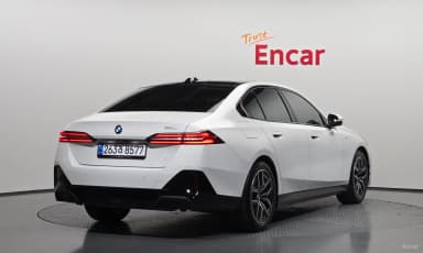 5 Series (G60)