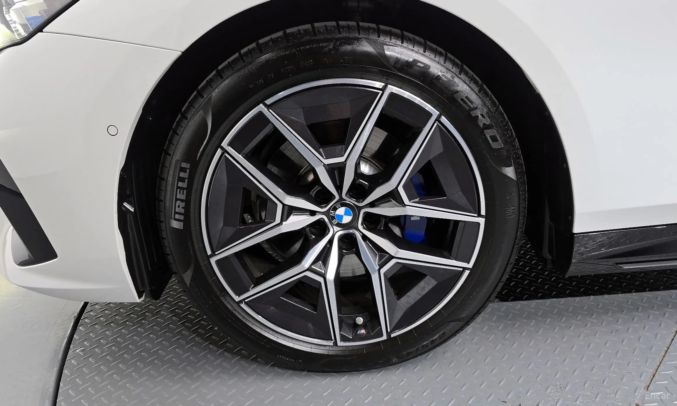 5 Series (G60)