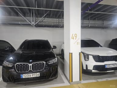 X4 (G02)