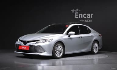 Camry (XV70)