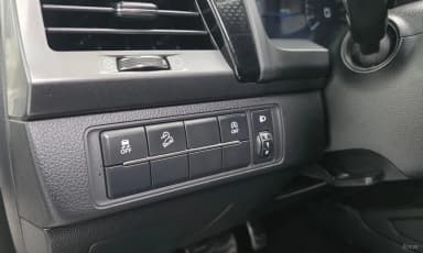 Rexton Sports Khan