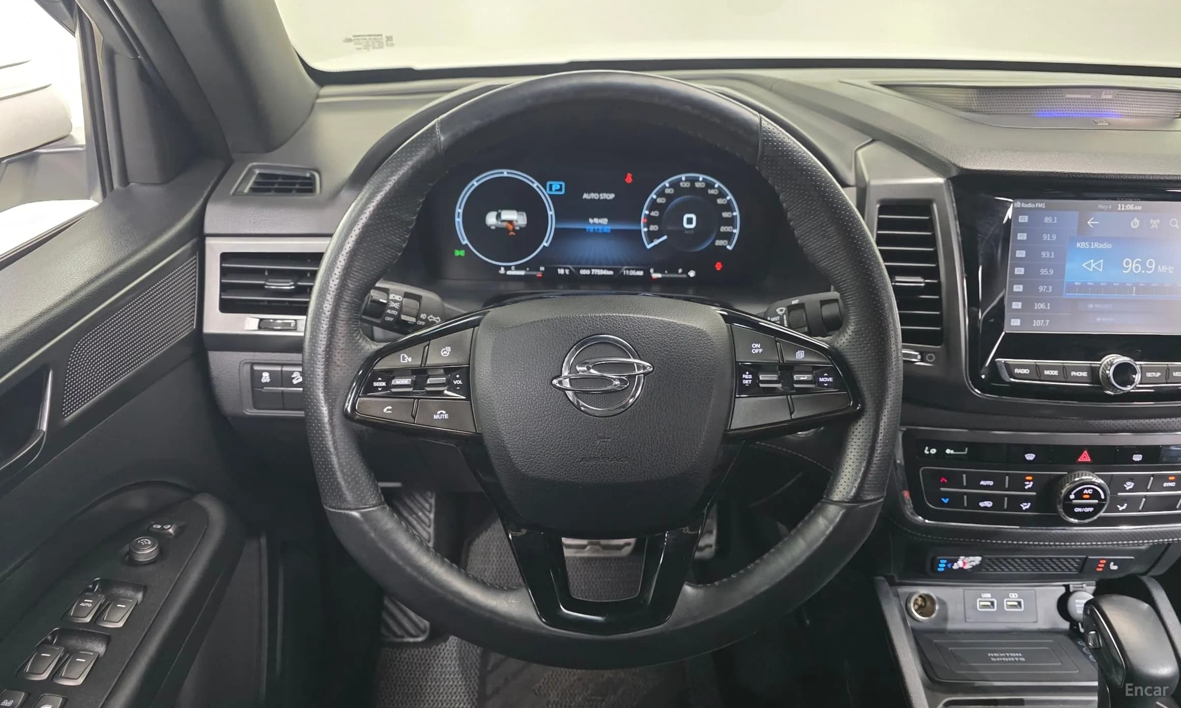 Rexton Sports Khan