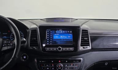 Rexton Sports Khan