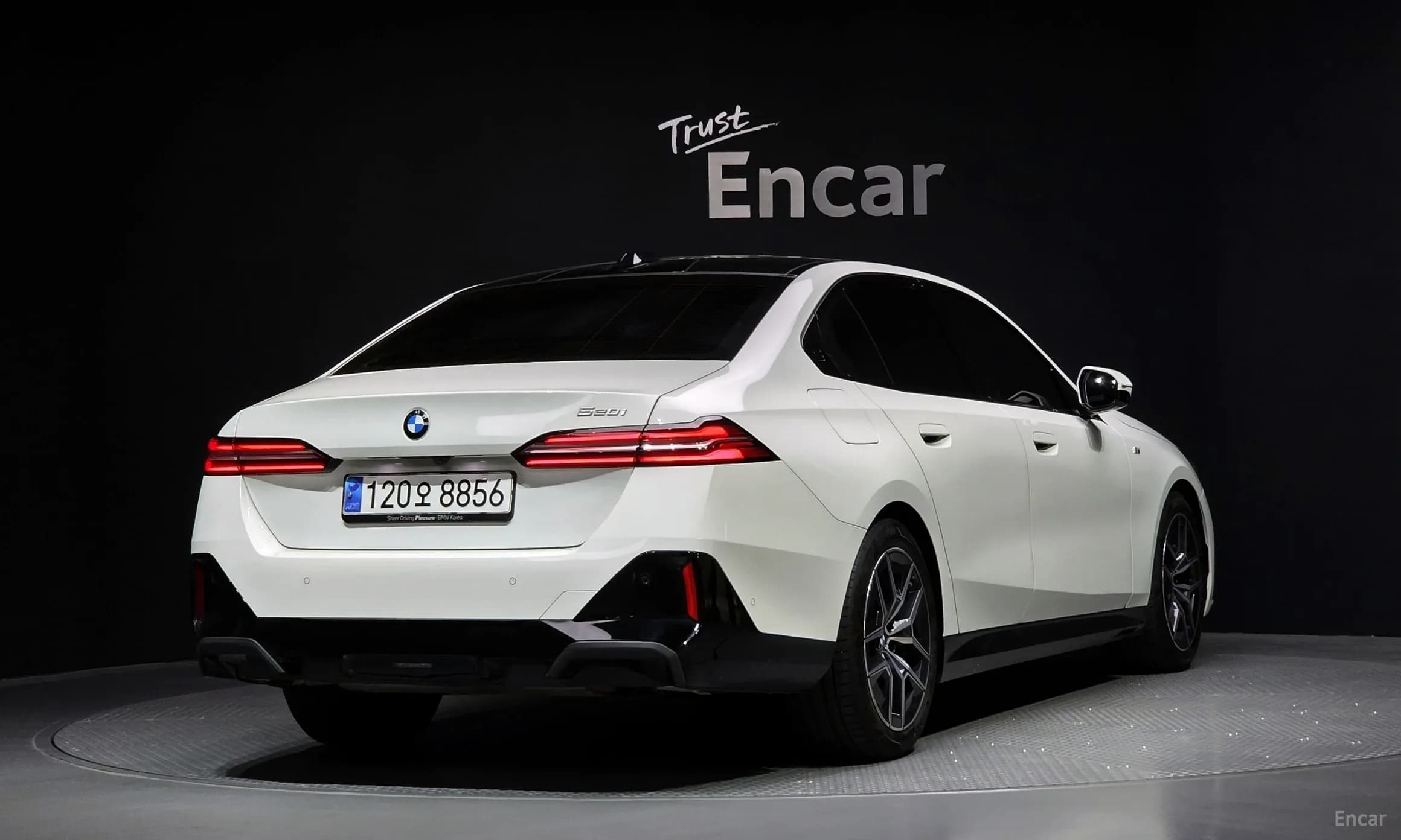 5 Series (G60)