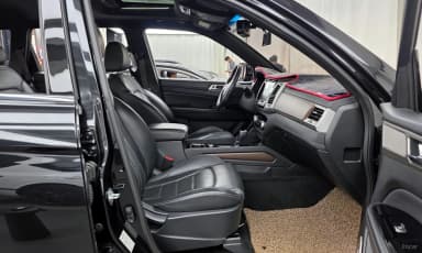 G4 Rexton