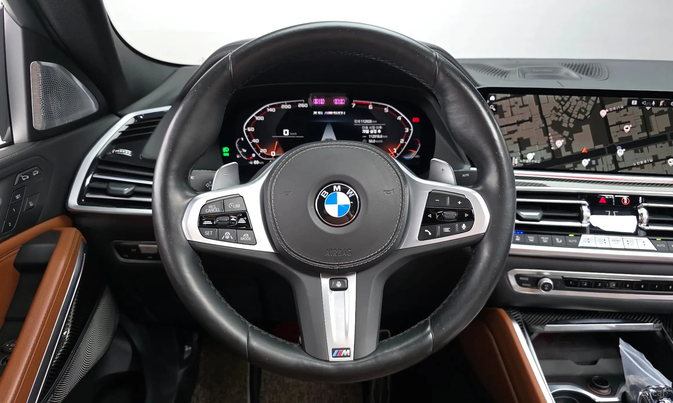 X6 (G06)