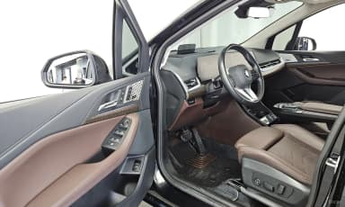 2 Series Active Tourer (U06)