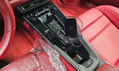 911 (992)