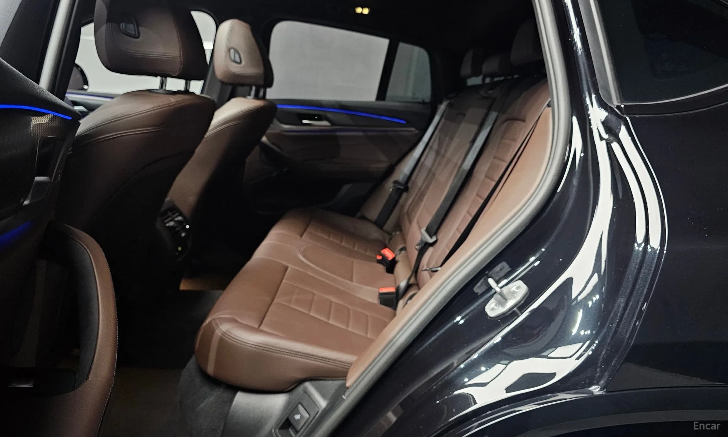 X4 (G02)