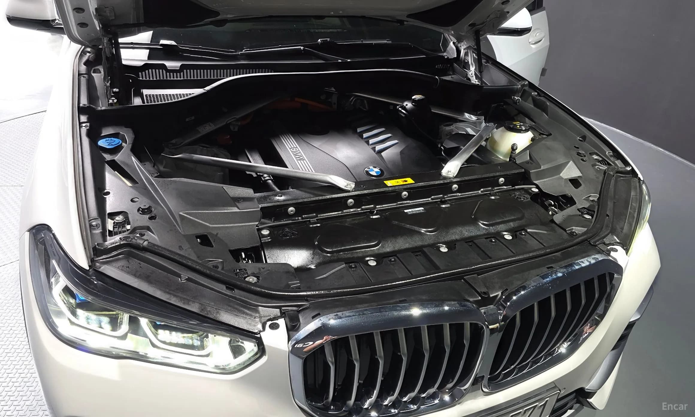 X5 (G05)