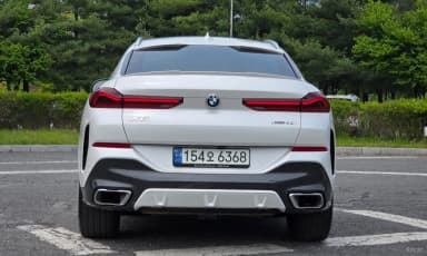 X6 (G06)