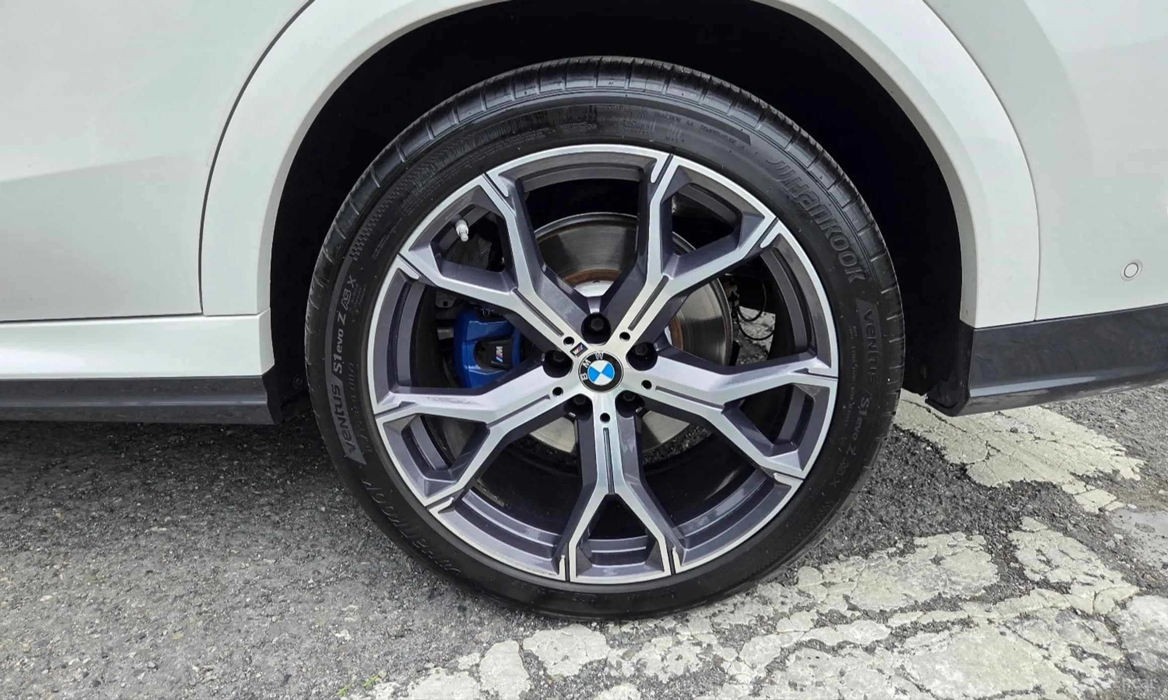 X6 (G06)