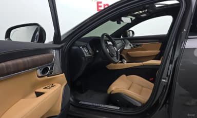 S90