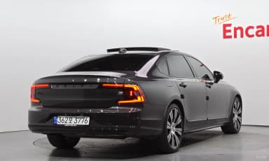 S90