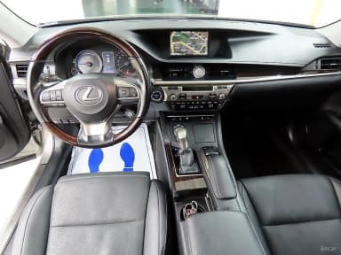 New ES300h