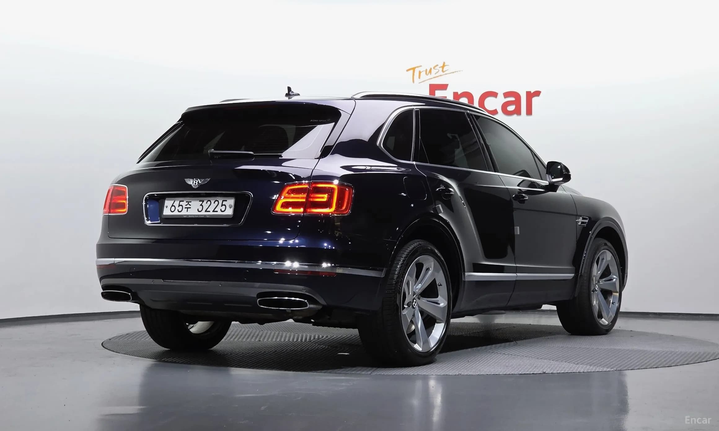 Bentayga