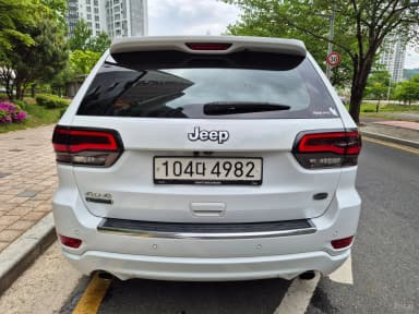 Grand Cherokee