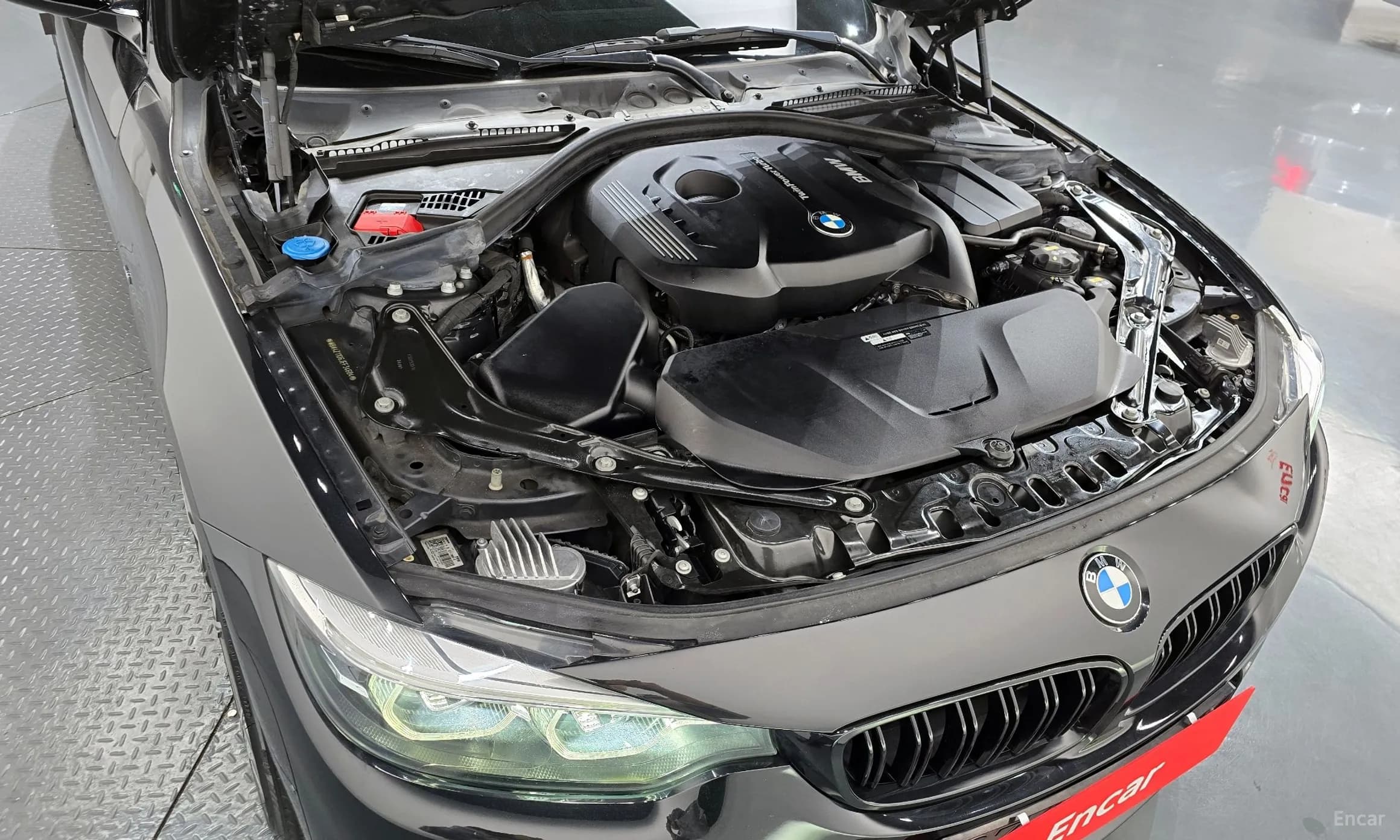Series 4 (F32)