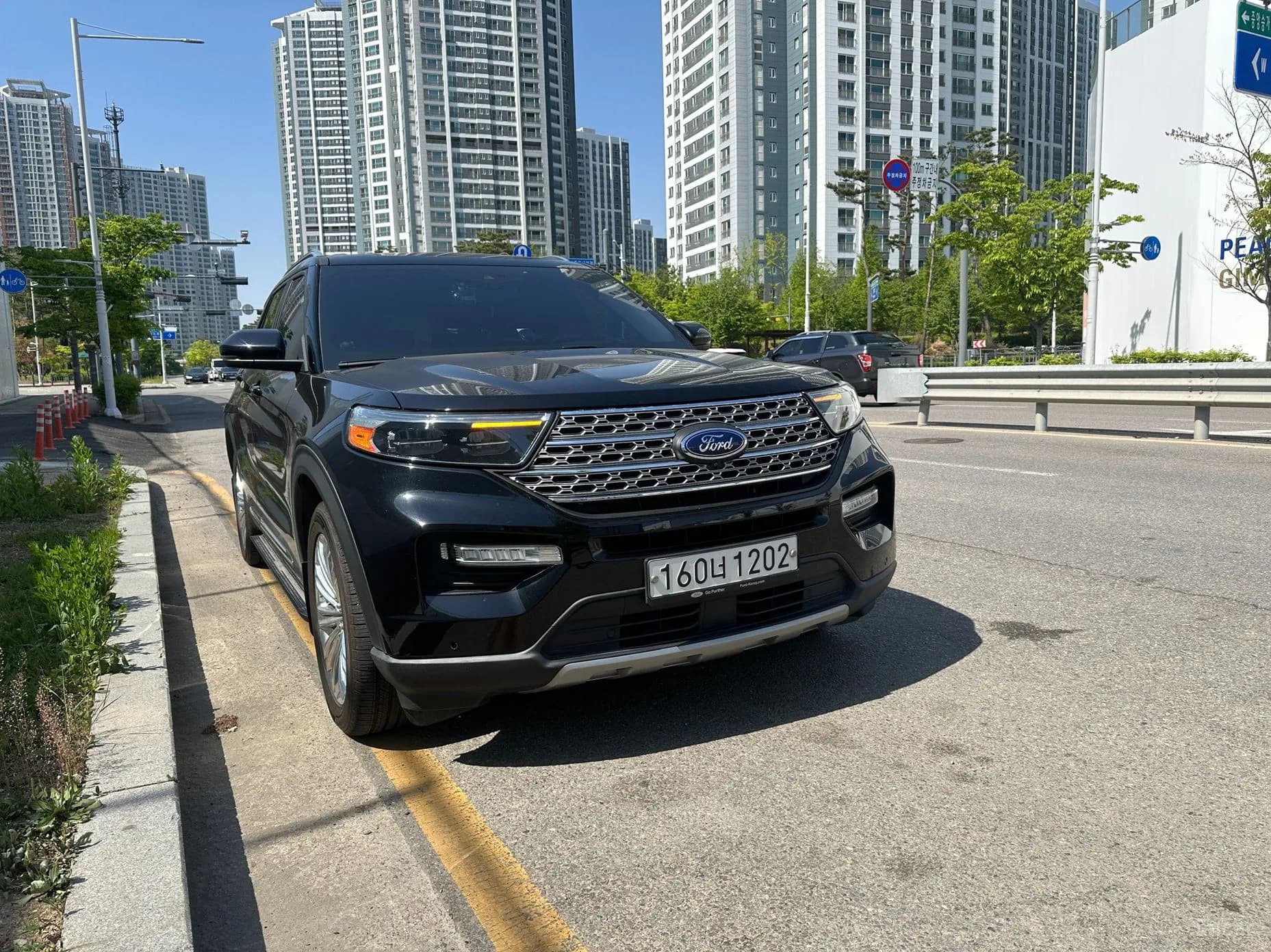 Explorer 6th Generation