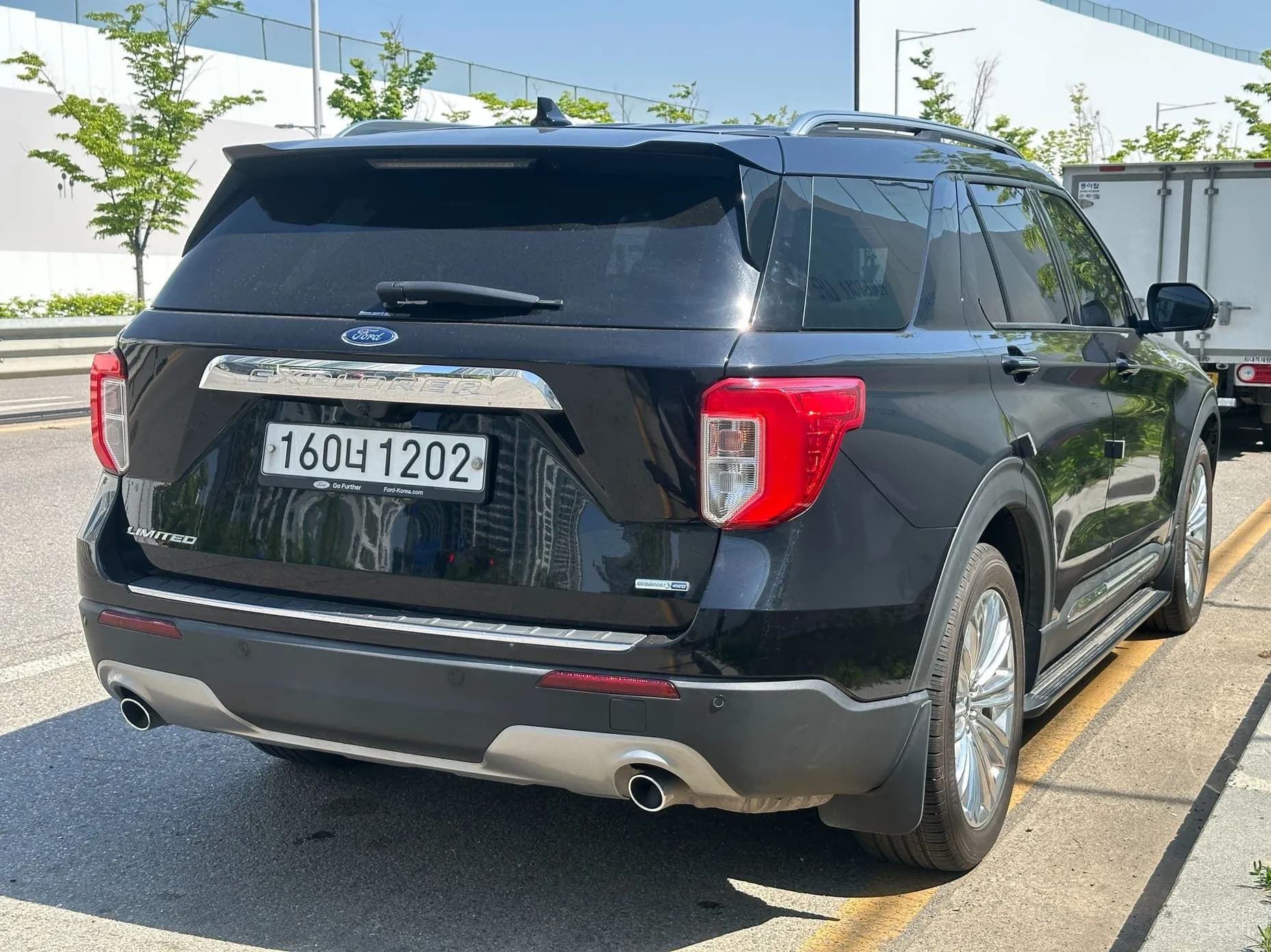 Explorer 6th Generation