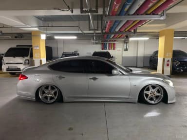 M37