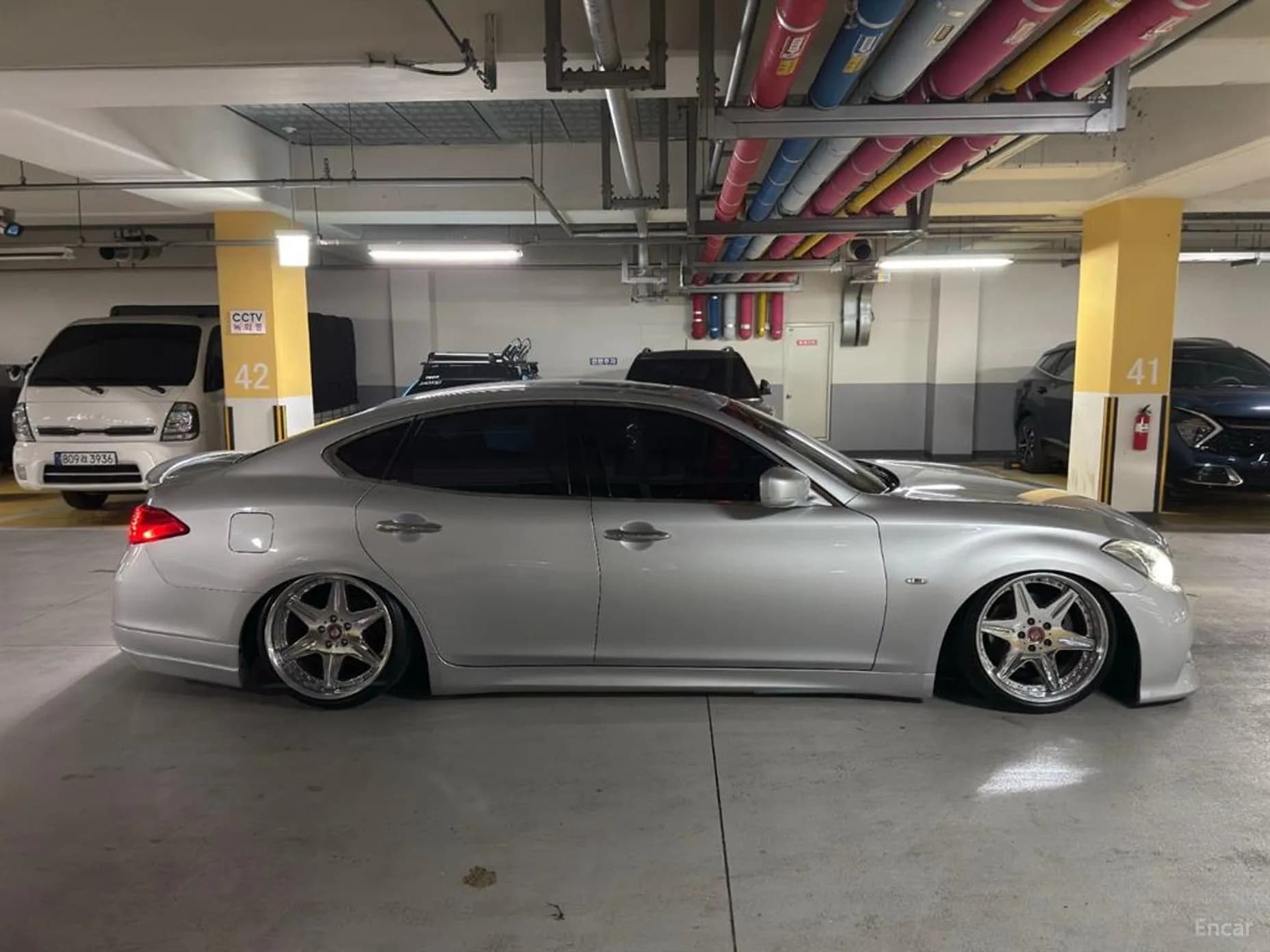 M37