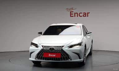 ES300h 7th Generation