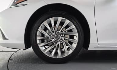 ES300h 7th Generation
