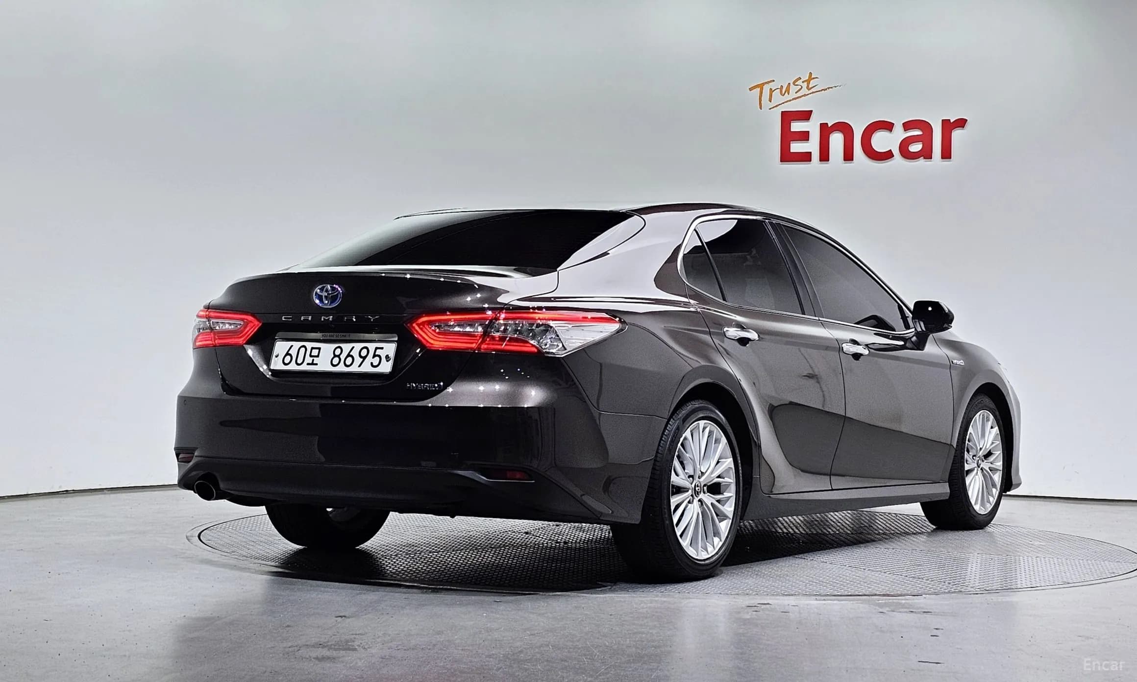 Camry (XV70)
