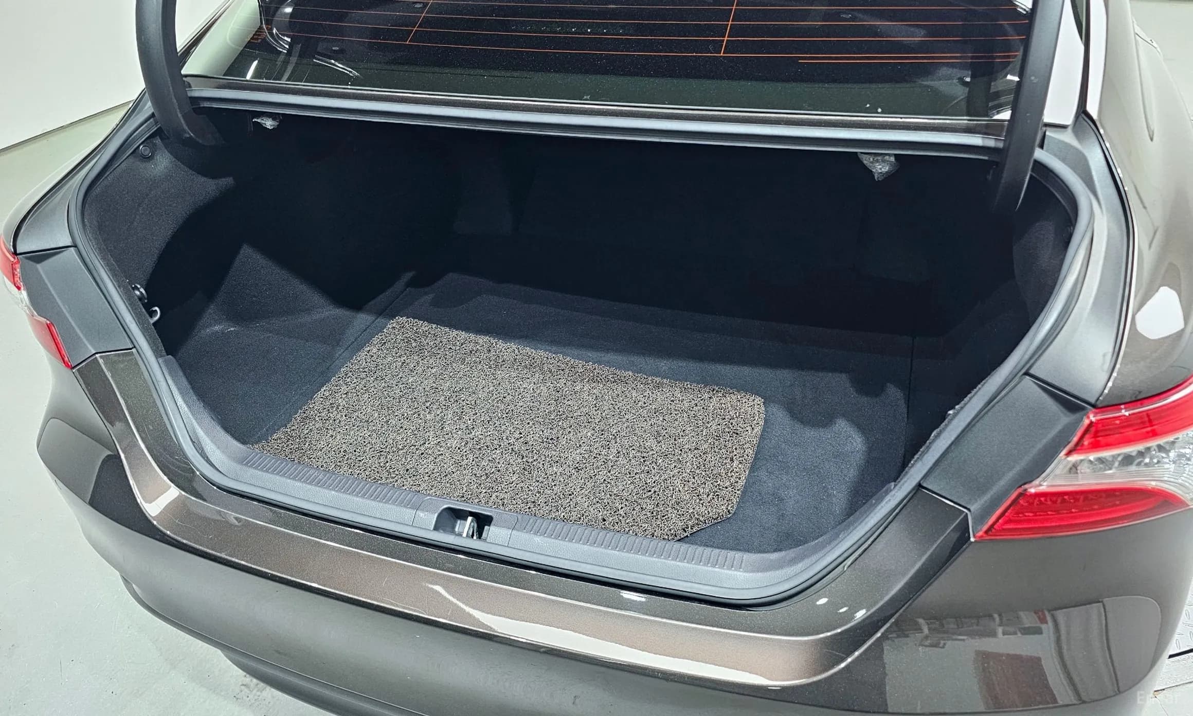 Camry (XV70)