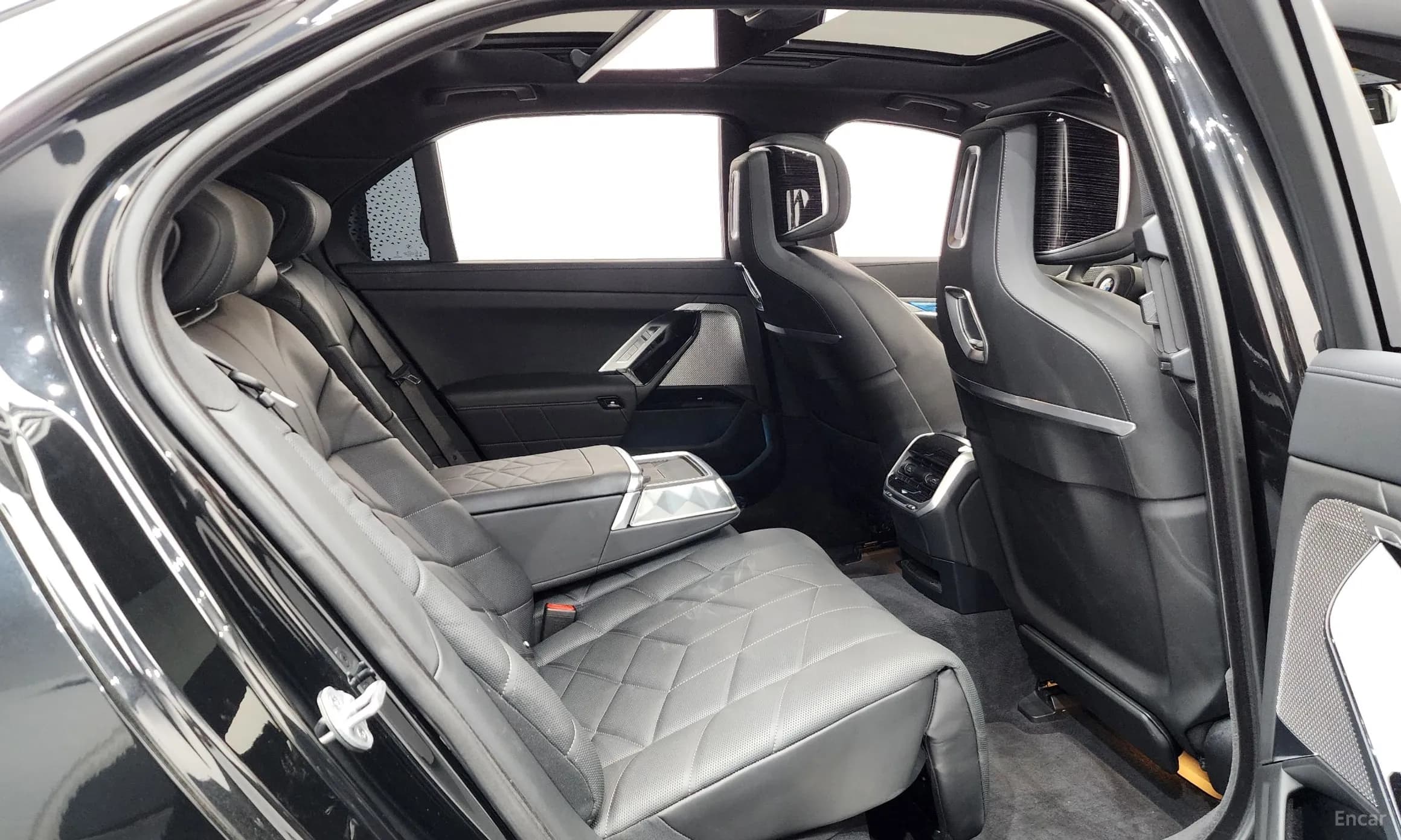 7 Series (G70)