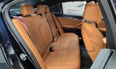 5 Series (G30)