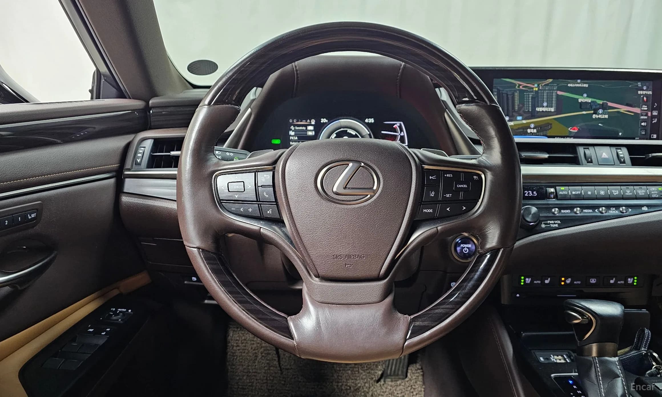 ES300h 7th Generation