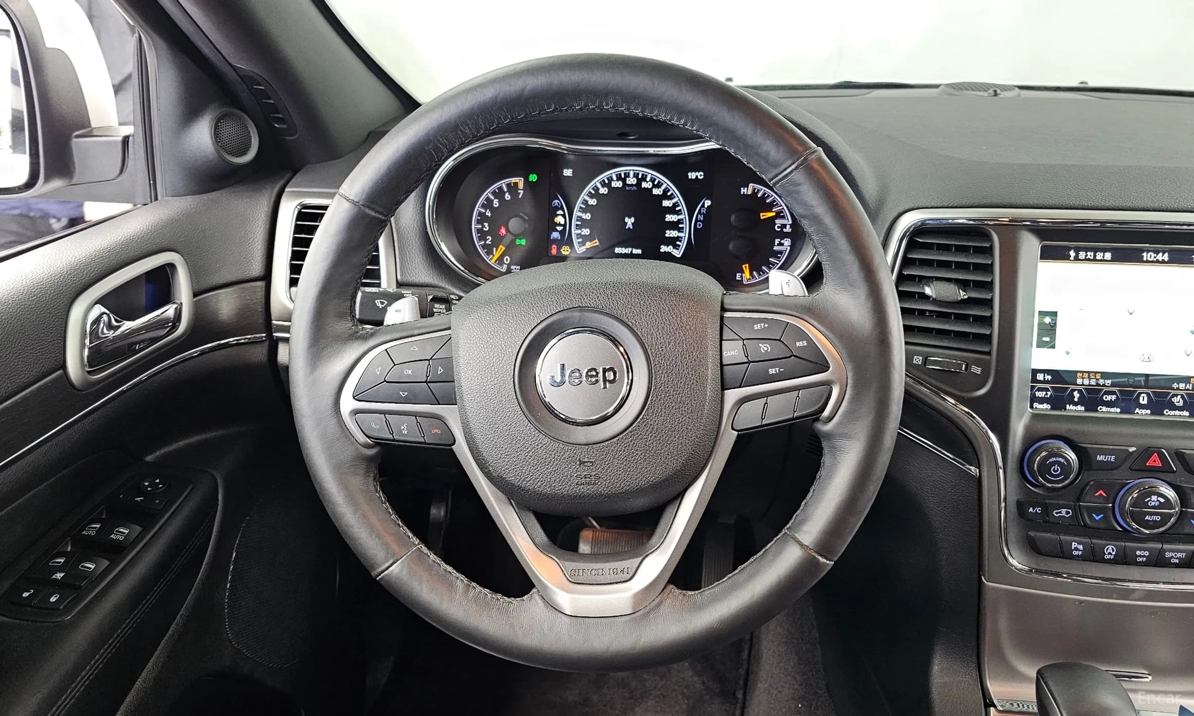 Grand Cherokee