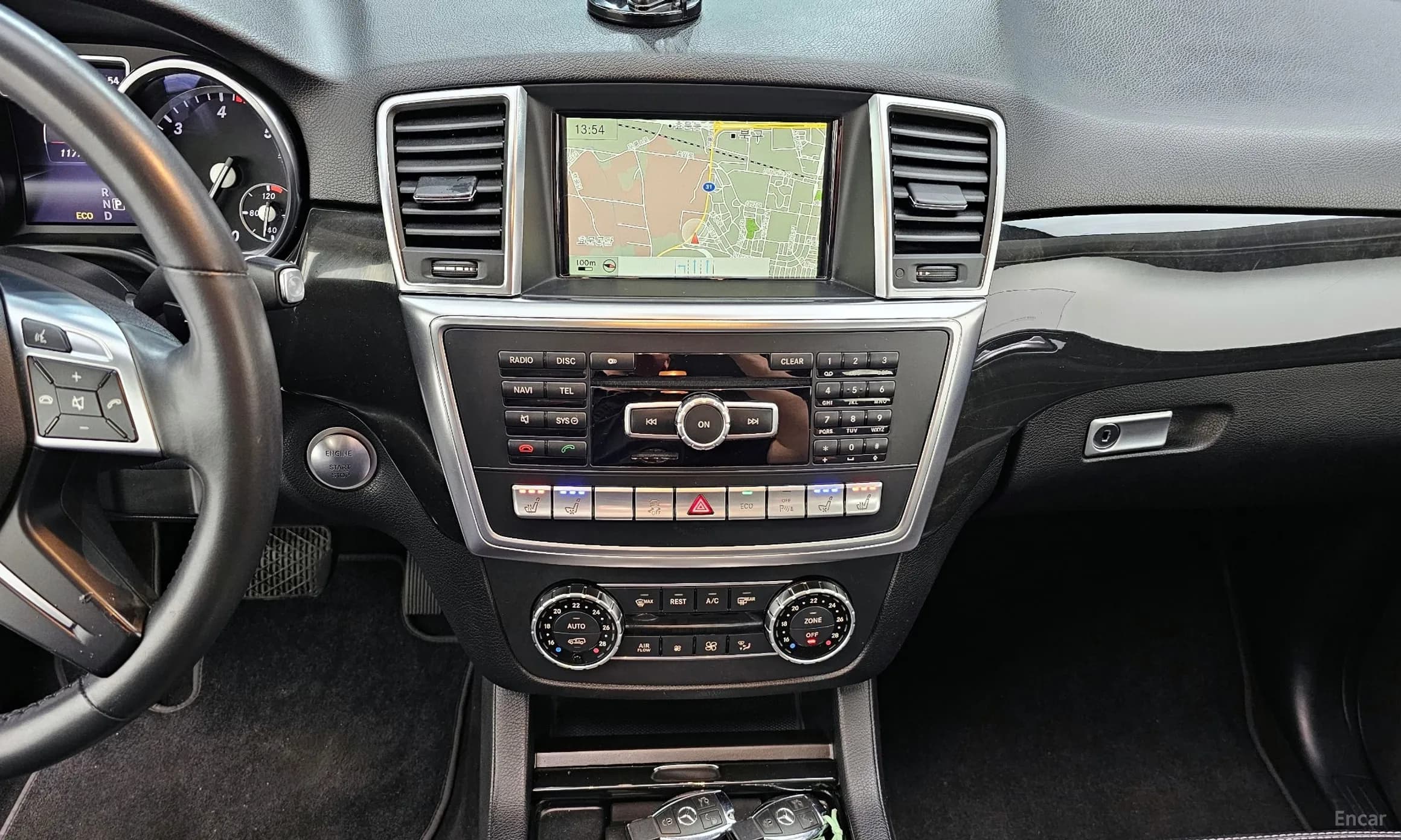 M-Class W166